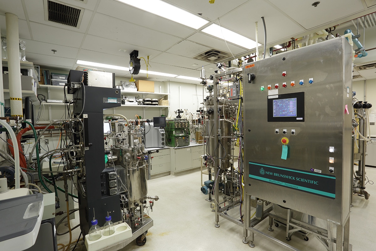 A bioreactor machine sits in the Biotechnology Core laboratory, ready to produce recombinant molecules.