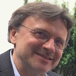 Headshot of Jürgen Wess, Ph.D.
