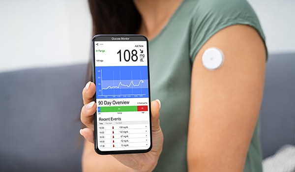 Real-time blood glucose monitoring