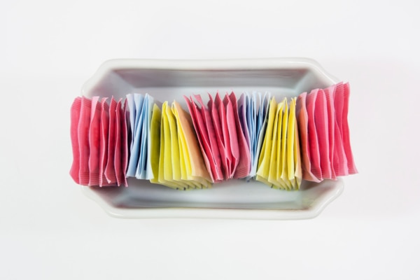 Packets of artificial sweeteners