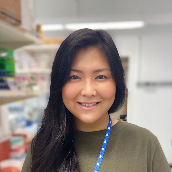 Linda Yang.