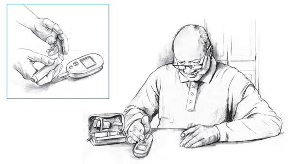 Ilustración de un hombre de edad avanzada examinando su nivel de glucosa en la sangre con un medidor de glucosa. Esta sentado en una mesa. El medidor esta en la mesa de adelante. Una ilustración pequeña enseña una toma agrandada de sus manos mientras usa un medidor de glucosa.