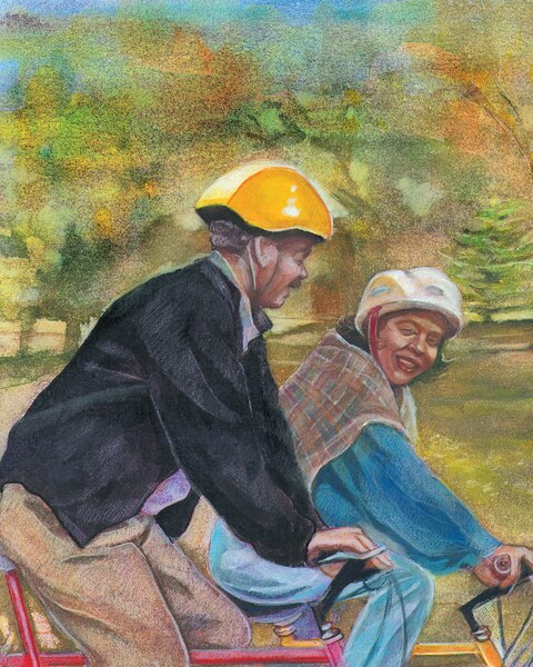 Ilustración de una mujer y un hombre usando cascos y montando en bicicleta. El hombre y la mujer se sonríen el uno al otro mientras montan en bicicleta.