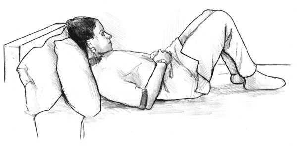 Drawing of a woman lying in bed with knees bent and hands resting on the abdomen.